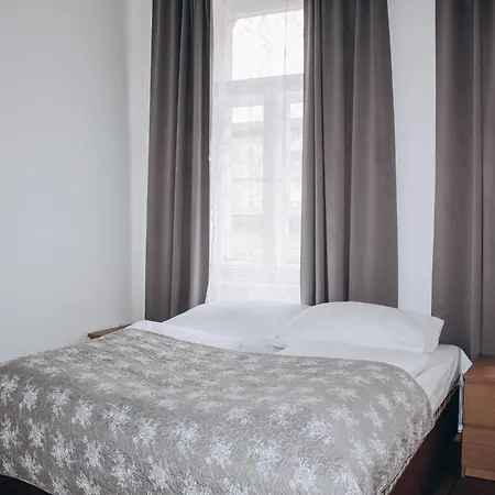 Sokolska Apartment *