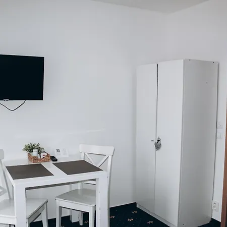 Sokolska Apartment *