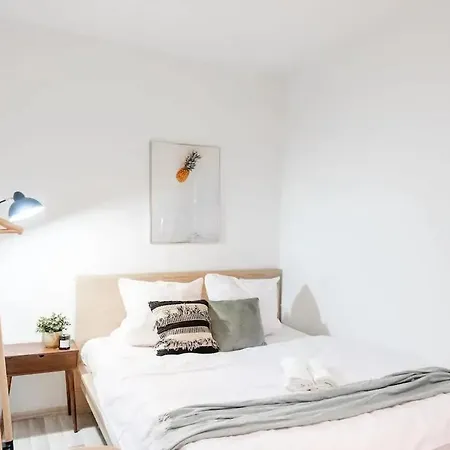 Peaceful Chic In Apartment *