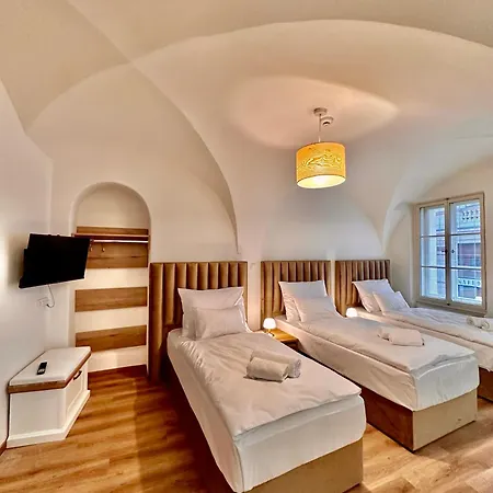 Karlova Hotel 4*