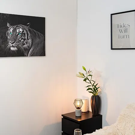 Tiger Deluxe