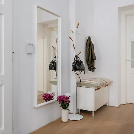 Days - Luxurious In A Quiet Area Apartment *