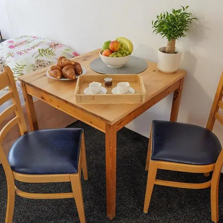 Hostel Cooliving Praha