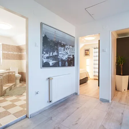 Stary Chodov By Interhome Casa vacanze Praga