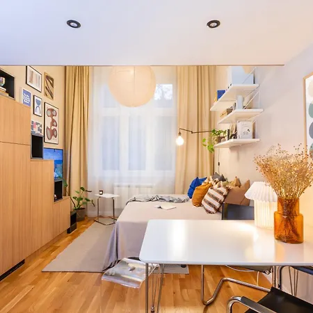 Turnkey I Charles Square Praha