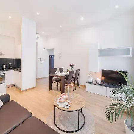 Apartman Premiere Dubcek *