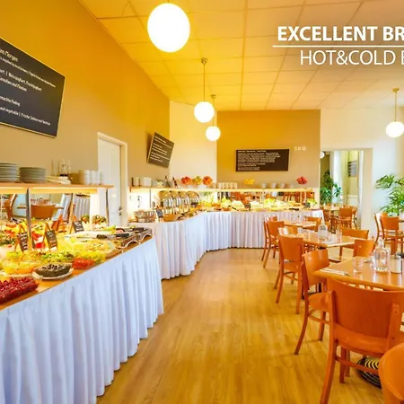 Metropolitan Old Town - Czech Leading Hotel