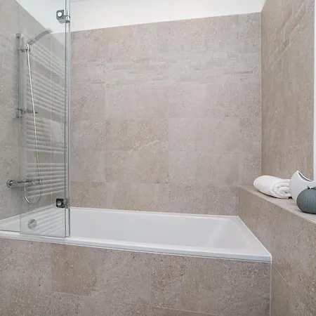 High-class Rooftop Apt. With Spacious Terrace Lägenhet Prag