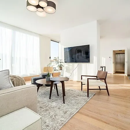 High-class Rooftop Apt. With Spacious Terrace Prague