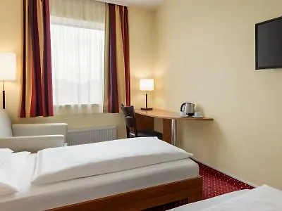 Amedia Express Prague, Trademark Collection By Wyndham Hotell 3*