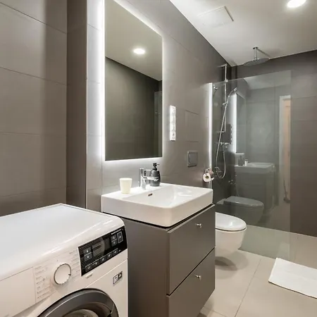 Apartment New-built Golden Luxury With Balcony Prague
