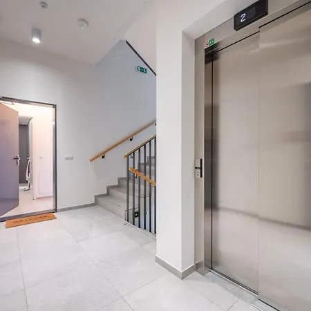 Apartment New-built Golden Luxury With Balcony