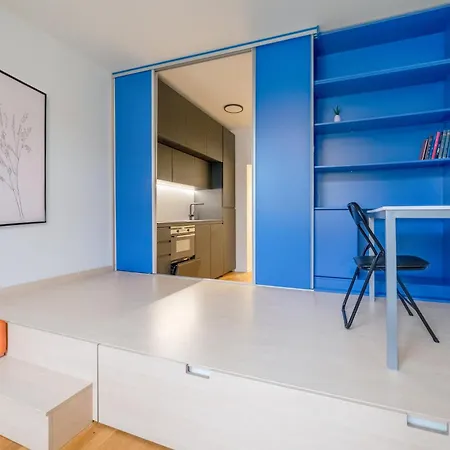 Apartment Chic Brick In Historic City By Rentez
