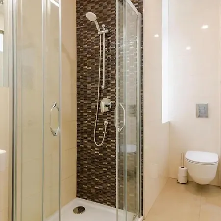 New In 1 Apartment Prague