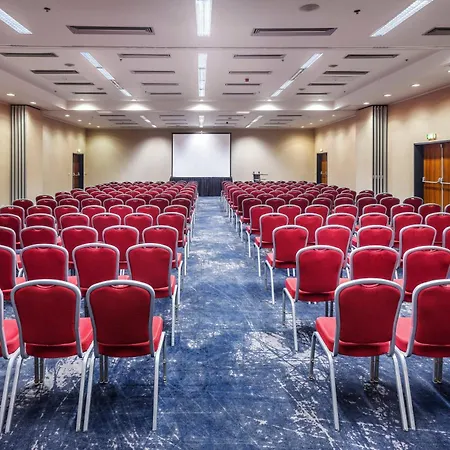 Hotel Courtyard By Marriott Airport 4*