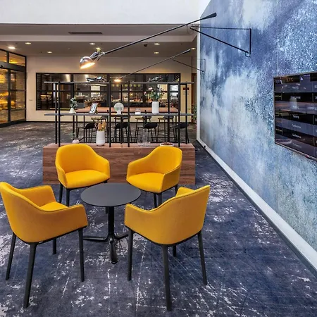 Hotel Courtyard By Marriott Airport 4*