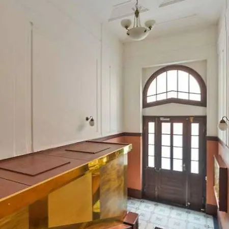 Apartment Elegant Old Town With Balcony With Free Garage *
