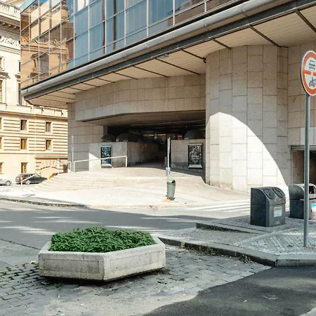Downtown 2bd Riverside Near Dancing House 프라하