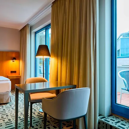 Hotel Nh Praha