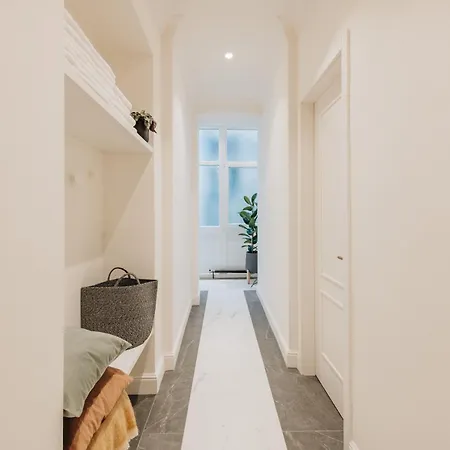 Luxury Design At Old Town Square With Air Condition Prague