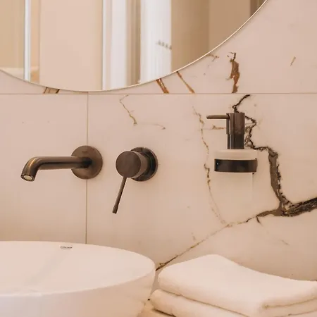 Apartment Luxury Design At Old Town Square With Air Condition Prague