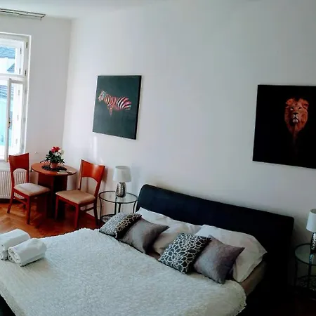 Pretty, Comfortable 公寓 布拉格