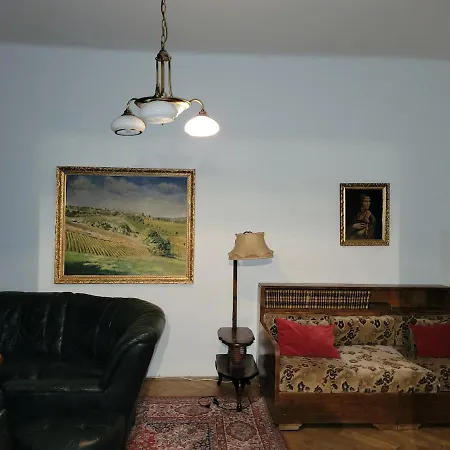 Bright 2bdr Sleeps 8 Near Center M1 Prague