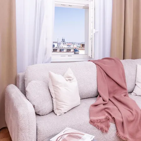 Turnkey I Wenceslas Square Premium *