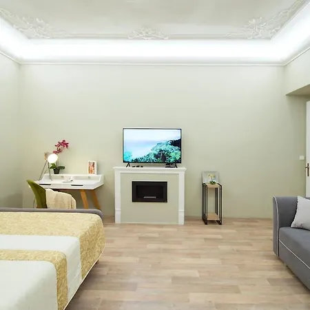 Navratilova Apartment Prague