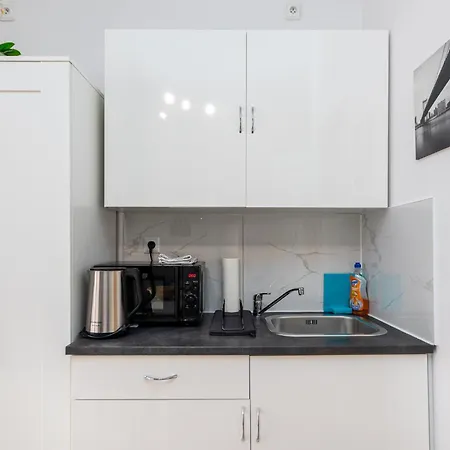 Penzion Private Retreat Close To Stations In 3 Praha