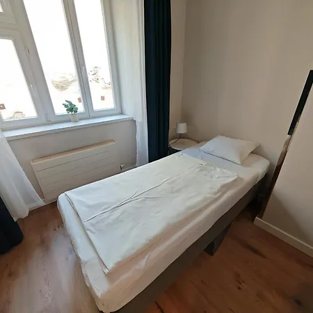 Flat In Zizkov -101- * Prague
