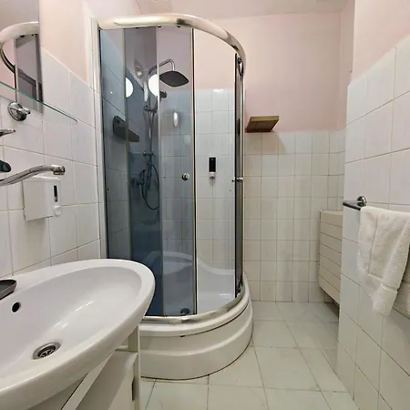 Apartment Flat In Zizkov -101- Prague