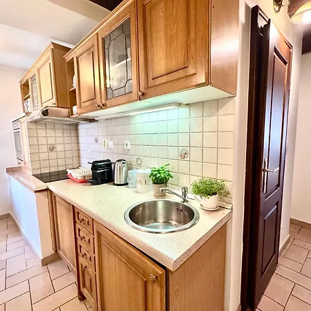 Apartamento Nerudova 36 *