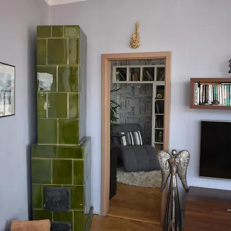 Amazing In Center For Great Price Apartment *