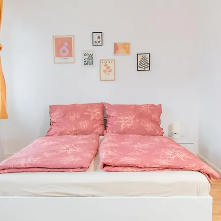 Cozy Retreat By Wenceslas Square דירה