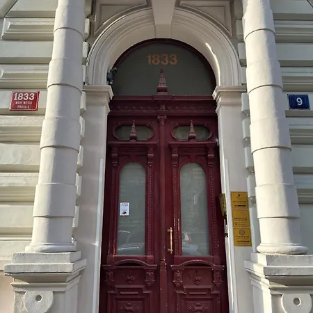 Tyrsova Centre * Praag