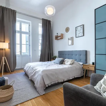 Apartment Lesser Town Melnicka By Easybnb *