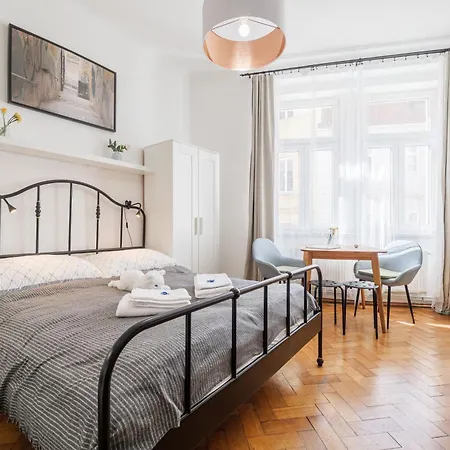 Apartman Bright Downtown