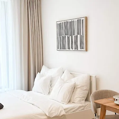 Real Living By Refa Karlin 406 Apartment *