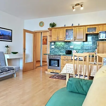 Za Valem Apartment *