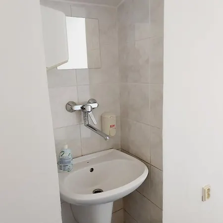 아파트 Just 3 Min Walk Old Town Center Private D *