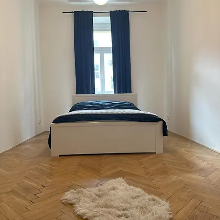 Spacious Place On Metro Station Andel Apartment *