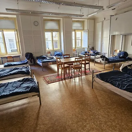 In School Ostello Praga