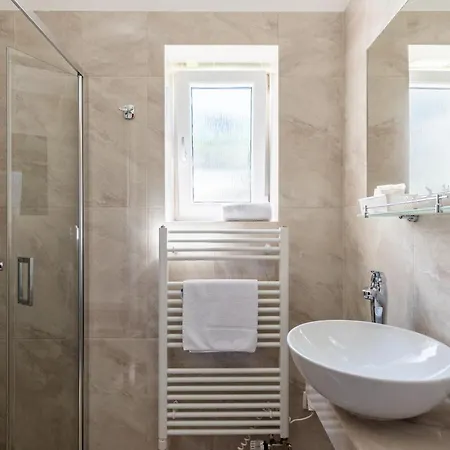 Wellness & Boutique Pod Lipkami Hotel Prag