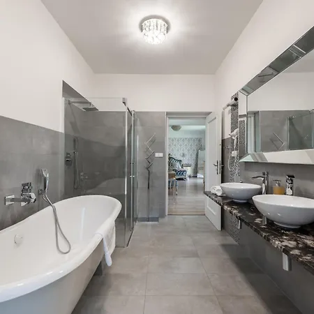 Wellness & Boutique Pod Lipkami 4* Prag