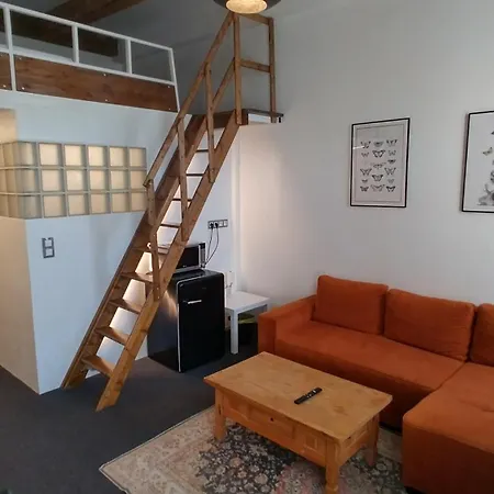 Apartman S42 *