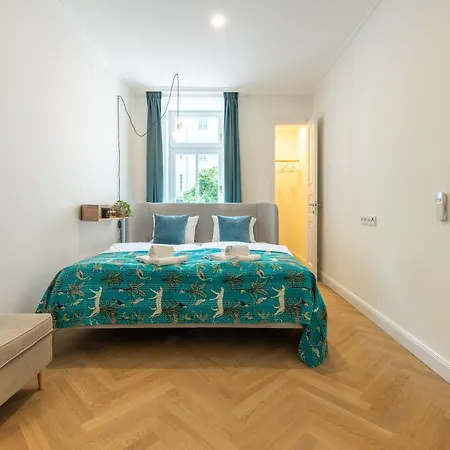 Apartment Modern In A Quiet Yet Location