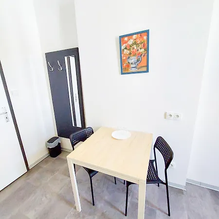 Utulny Podkrovni R4 Privatunterkunft