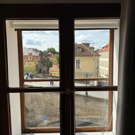 Hotel U 3 Pstrosu