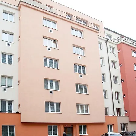 Zizkov Apartment Prague